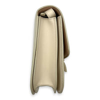 Box Shoulder Bag Medium White in Calfskin, Gold hardware
