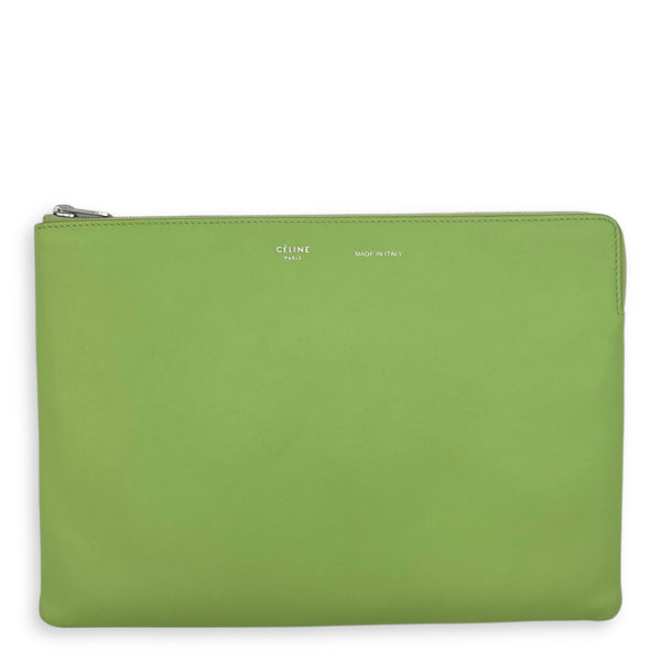 Zip Pouch Green in Calfskin, Silver hardware