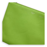 Zip Pouch Green in Calfskin, Silver hardware