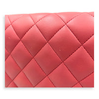 Classic Shoulder Bag Jumbo Pink in Lambskin, Silver hardware