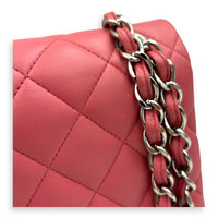 Classic Shoulder Bag Jumbo Pink in Lambskin, Silver hardware