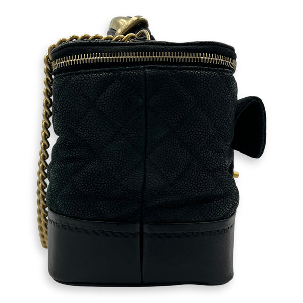 Globe Trotter Top Handle Bag Black in Caviar Leather, Gold hardware