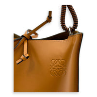 Gate Brown Bucket Bag in Calfskin, Silver hardware