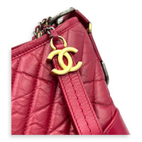 Gabrielle Shoulder Bag Small Red in Calfskin, Mixed hardware