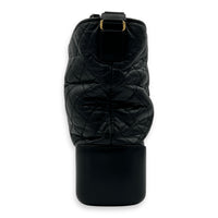 Gabrielle Shoulder Bag Black in Calfskin, Mixed hardware