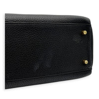 Kelly 28 Noir Top Handle Bag in Togo, Gold hardware