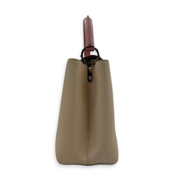 Capucines Top Handle Bag Beige in Taurillon Leather, Gold hardware