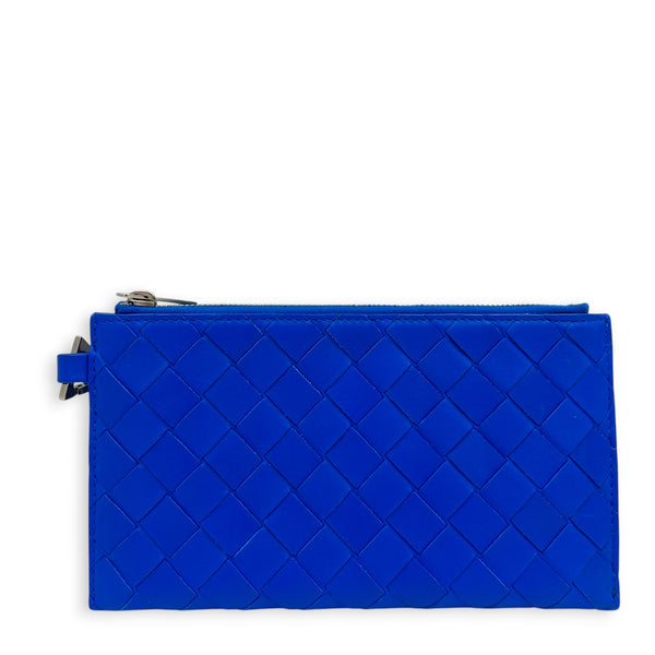 Intrecciato Pouch Blue in Calfskin, Silver hardware