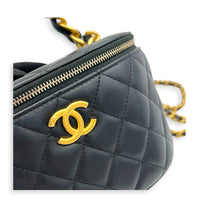 CC Vanity Bag Black in Lambskin, Gold hardware