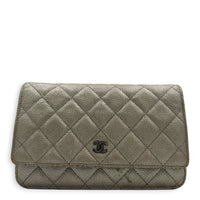 CC Silver Wallet On Chain in Caviar Leather, Silver hardware