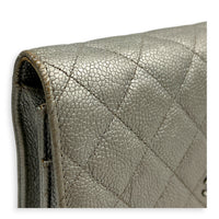 CC Silver Wallet On Chain in Caviar Leather, Silver hardware