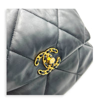 C19 Shoulder Bag Medium Black in Lambskin, Gold hardware