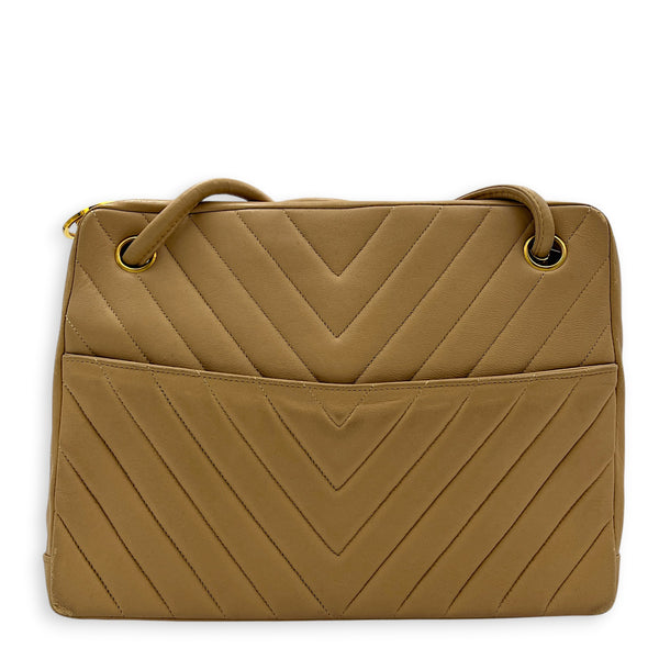 CC Circle Beige Shoulder Bag in Lambskin, Gold hardware