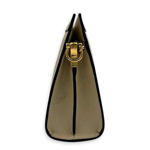GG Ophidia Shoulder Bag in Calfskin, Gold hardware
