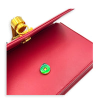 Kate Wallet On Chain Red in Calfskin, Gold hardware