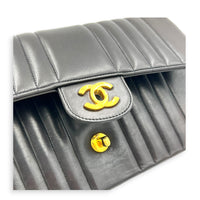 Vintage CC Medium Mademoiselle Shoulder Bag in Lambskin, Gold hardware