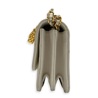 CC Charms Wallet On Chain White in Caviar Leather, Gold hardware