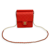 Chic Pearl Crossbody Bag Red in Calfskin, Gold hardware