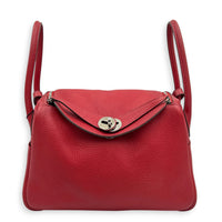Lindy 26 Geranium Shoulder Bag in Clemence, Silver hardware