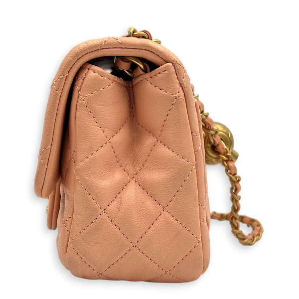 Pearl Crush Square Shoulder Bag Beige in Lambskin, Gold hardware