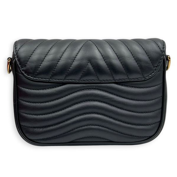 New Wave Shoulder Bag Black in Calfskin, Gold hardware