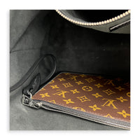 Carryall Vibe Shoulder Bag Black in Calfskin, Silver hardware