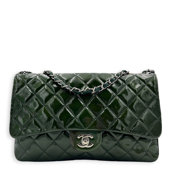 CC Shoulder Bag Green in Patent Leather, Silver hardware