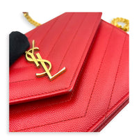 Cassandre Wallet On Chain Red in Caviar Leather, Gold hardware