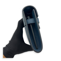 Kelly To Go Bleu de Prusse Wallet in Epsom, Palladium hardware
