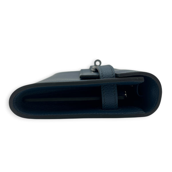 Kelly To Go Bleu de Prusse Wallet in Epsom, Palladium hardware