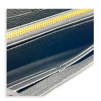 Sarah Wallet Black in Monogram Empreinte Leather, Gold hardware