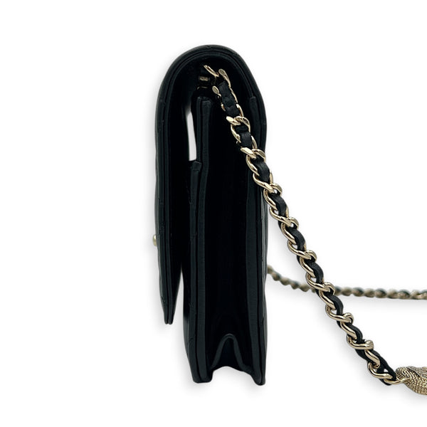 CC Crystal Charm Chain Black Wallet On Chain in Lambskin, Gold hardware