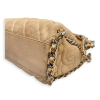 CC Shoulder Bag Pink in Calfskin, Silver hardware