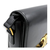 Triomphe Shoulder Bag Teen Black in Box Calfskin, Gold hardware