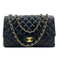 Classic Double Flap Shoulder Bag Jumbo Black in Lambskin, Gold hardware