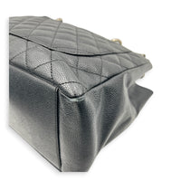 GST Shoulder Bag Black in Caviar Leather, Silver hardware