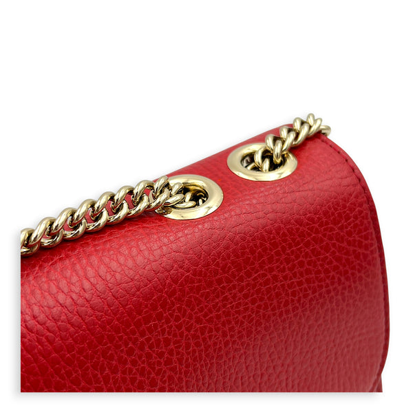 Interlocking G Wallet On Chain Hibiscus Red in Calfskin, Gold hardware