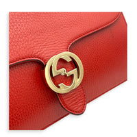 Interlocking G Wallet On Chain Hibiscus Red in Calfskin, Gold hardware