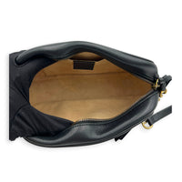 GG Marmont Shoulder Bag Small Black in Calfskin, Gold hardware