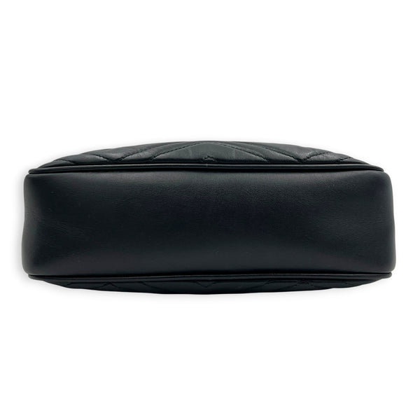 GG Marmont Shoulder Bag Small Black in Calfskin, Gold hardware