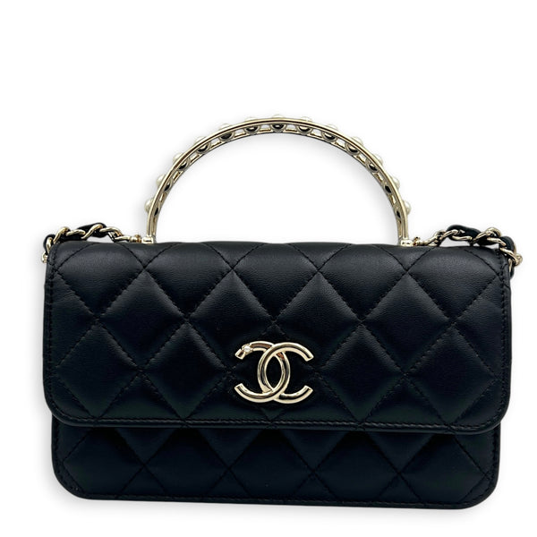 CC Wallet On Chain Black in Lambskin, Gold hardware