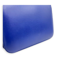 Constance 18 Bleu Électrique Shoulder Bag in Tadelakt, Gold hardware