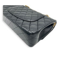 Classic Double Flap Shoulder Bag Medium Black in Lambskin, Gold hardware