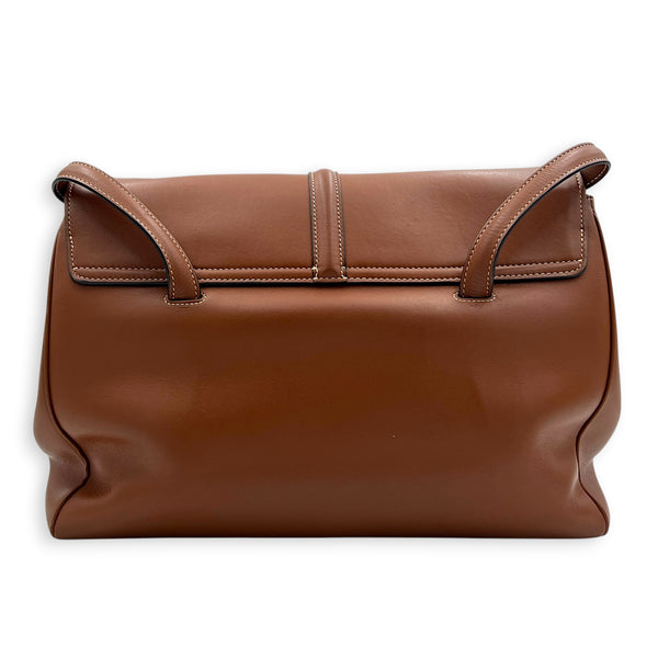 16 Tote Bag Brown in Calfskin, Gold hardware