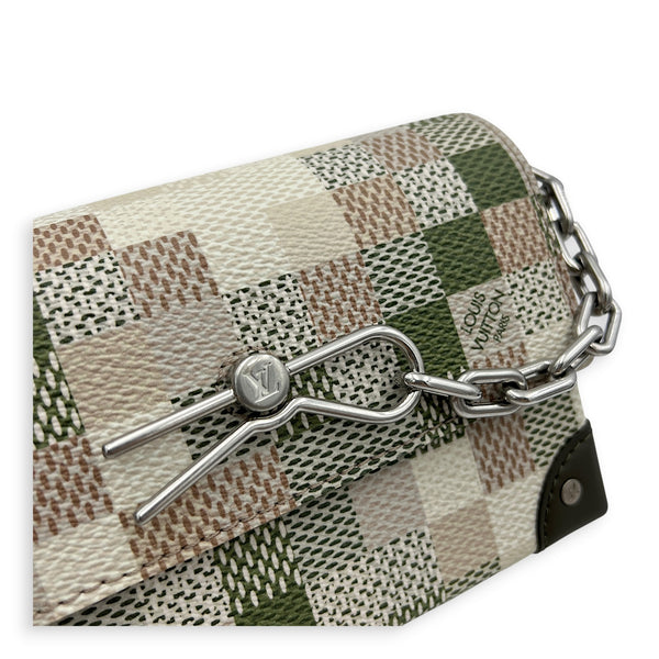 Steamer Damoflage D16 Crossbody Bag in Coated Canvas, Silver hardware