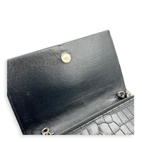 Kate Tassle Wallet On Chain Noir in Crocodile Embossed Calfskin, Silver hardware