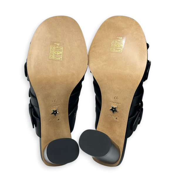 Heels Sandals 37 Black in Calfskin, Gunmetal hardware