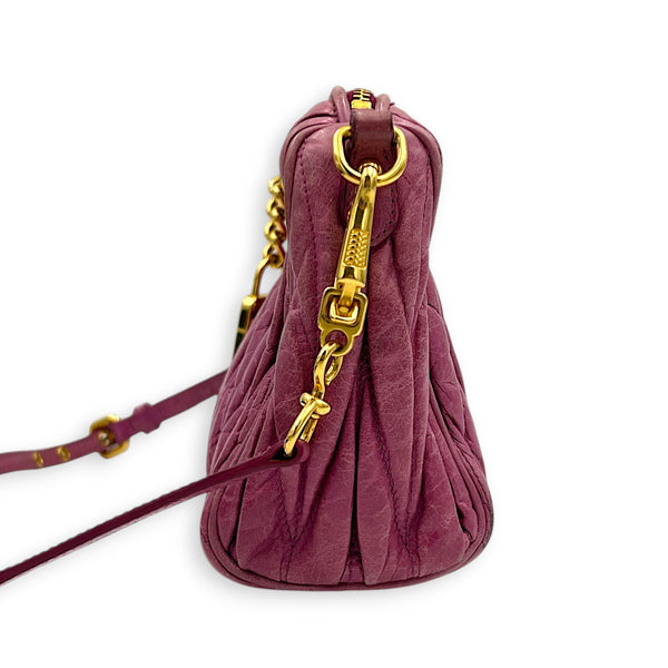 Matelassé Pink Shoulder Bag in Calfskin, Gold hardware