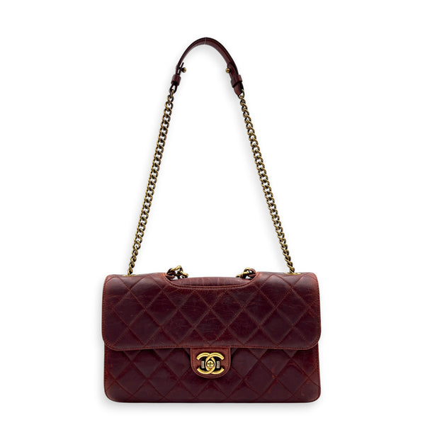 Perfect Edge Shoulder Bag Red in Calfskin, Gold hardware