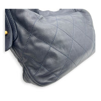 CC Navy Hobo Bag in Lambskin, Gold hardware